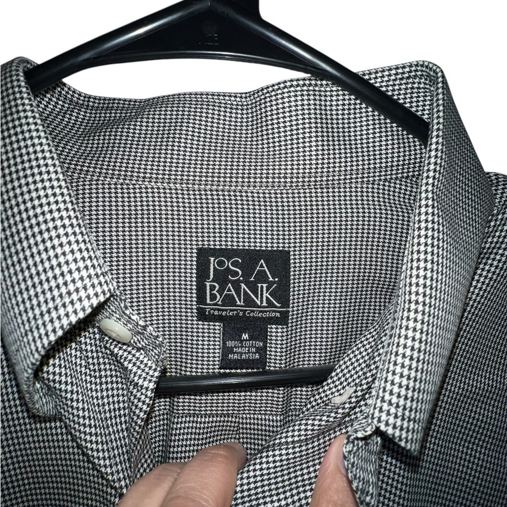 Jos.A. Bank Travelers Collection 100% Cotton - Picture 3 of 6